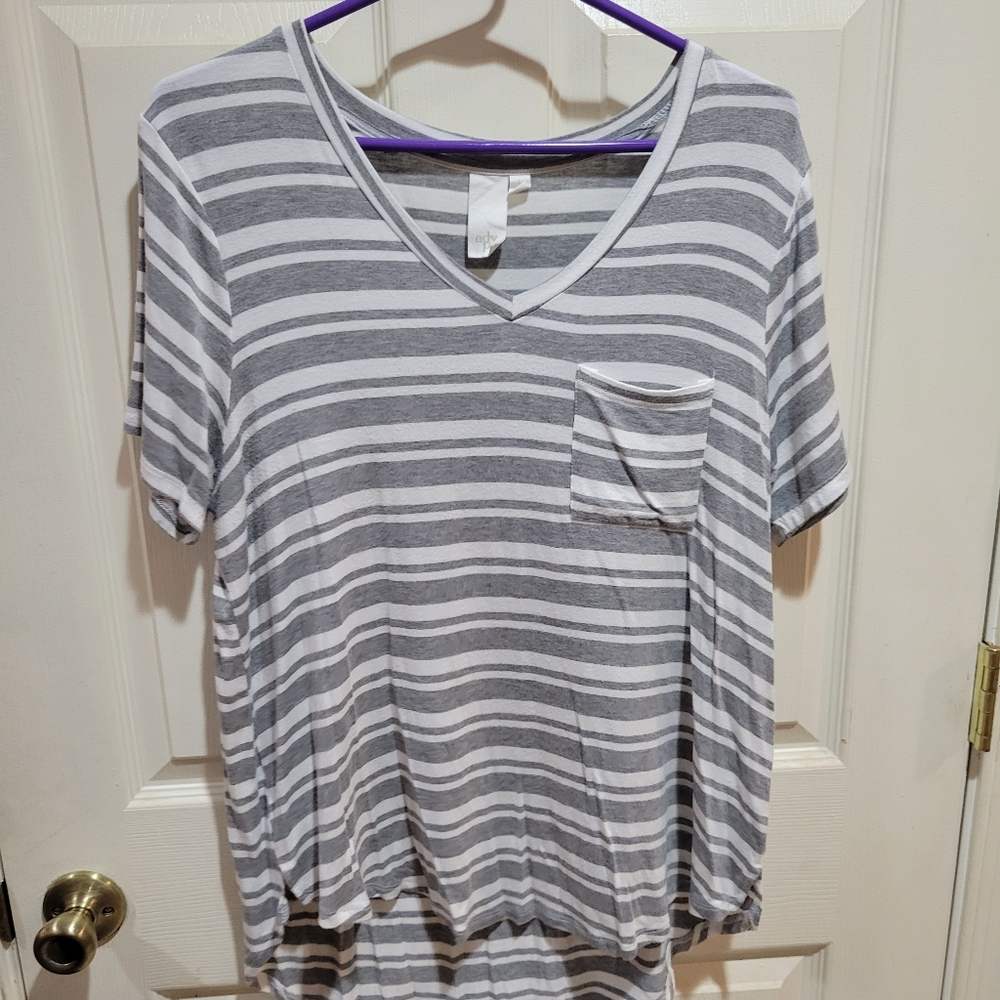 Striped Gray and White Short Sleeve Tee
